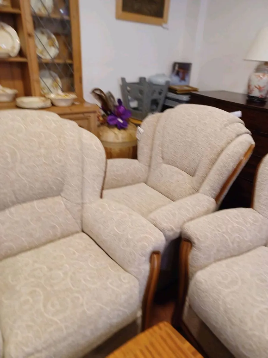 New suite of furniture  3  1  1 - Image 2