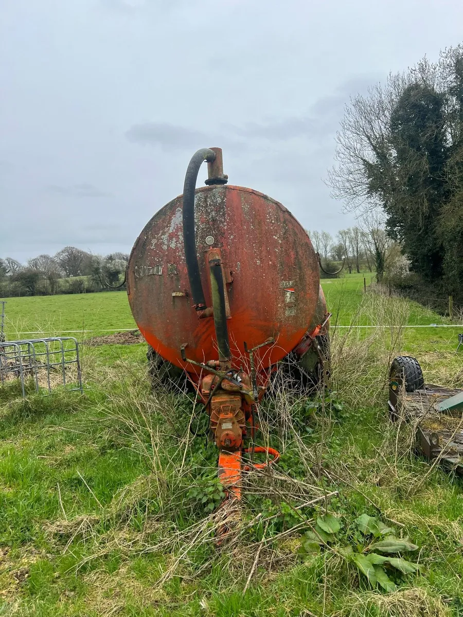 Abbey Tanker - Image 1