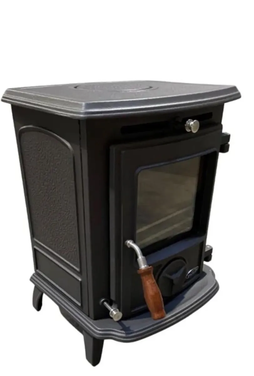 Waterford Oisin stove - Image 1