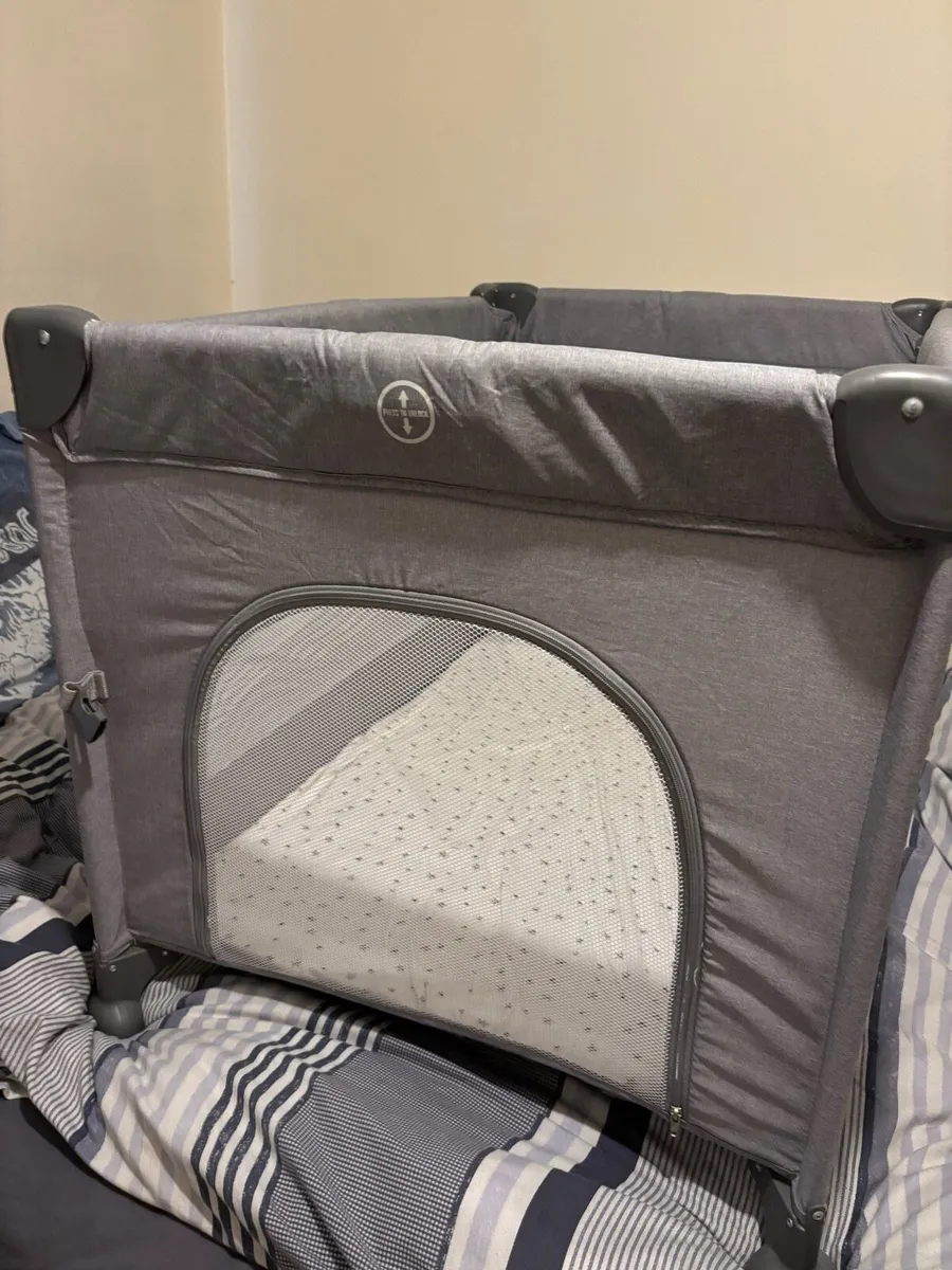 Baby Elegance Travel Cot - Image 2