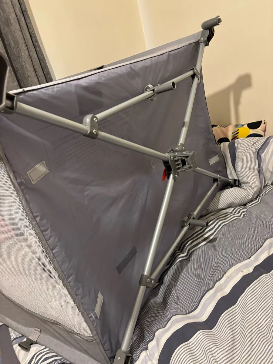 Baby Elegance Travel Cot - Image 3