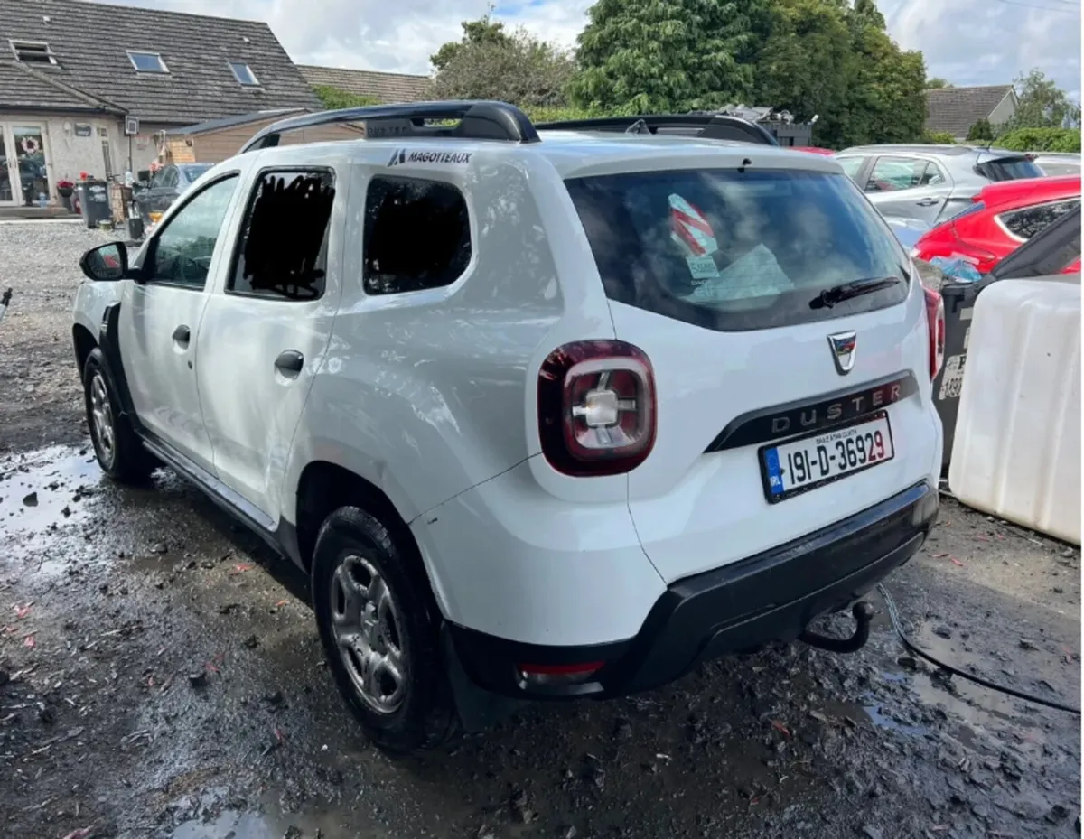 2019 Dacia Duster 1.5 Diesel Commercial - Image 4