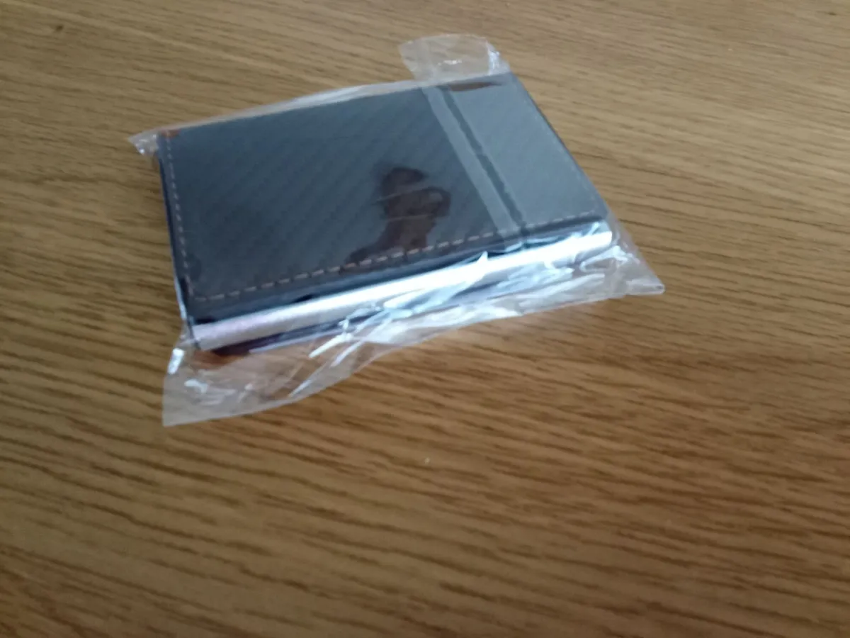 Carbon Fiber Pattern RFID Blocking Card Case - Image 2