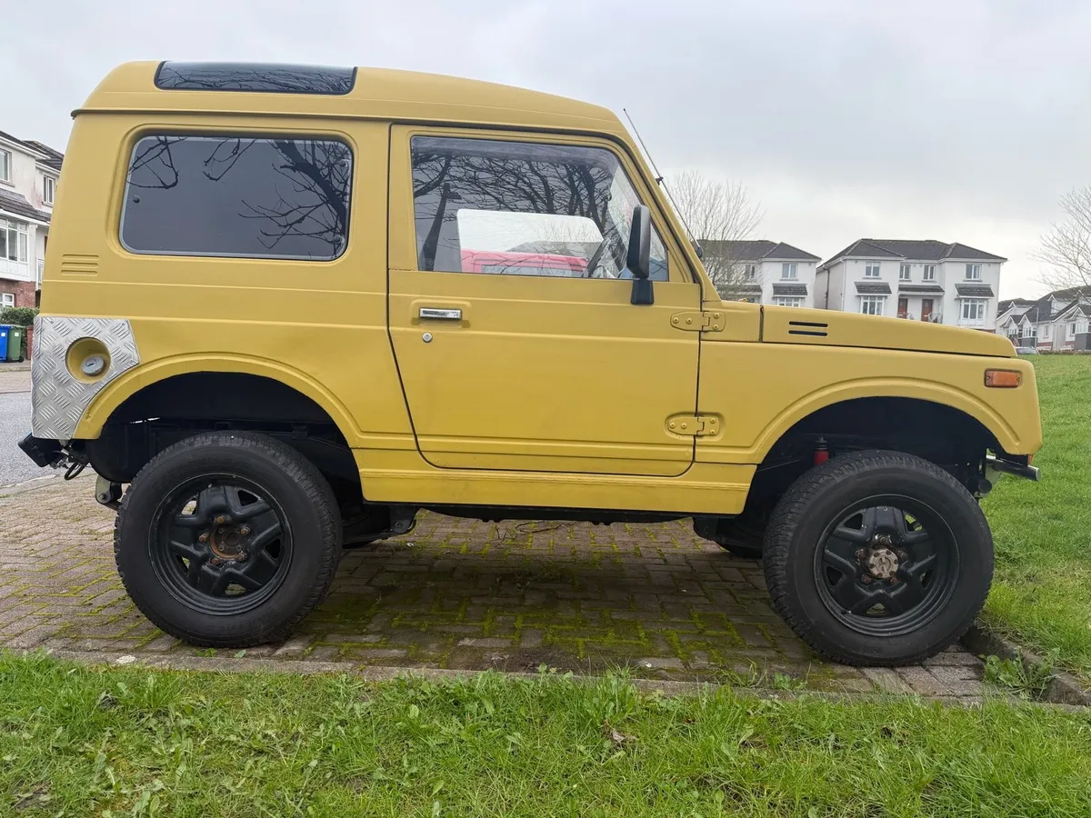 Suzuki jimny 4x4 - Image 1