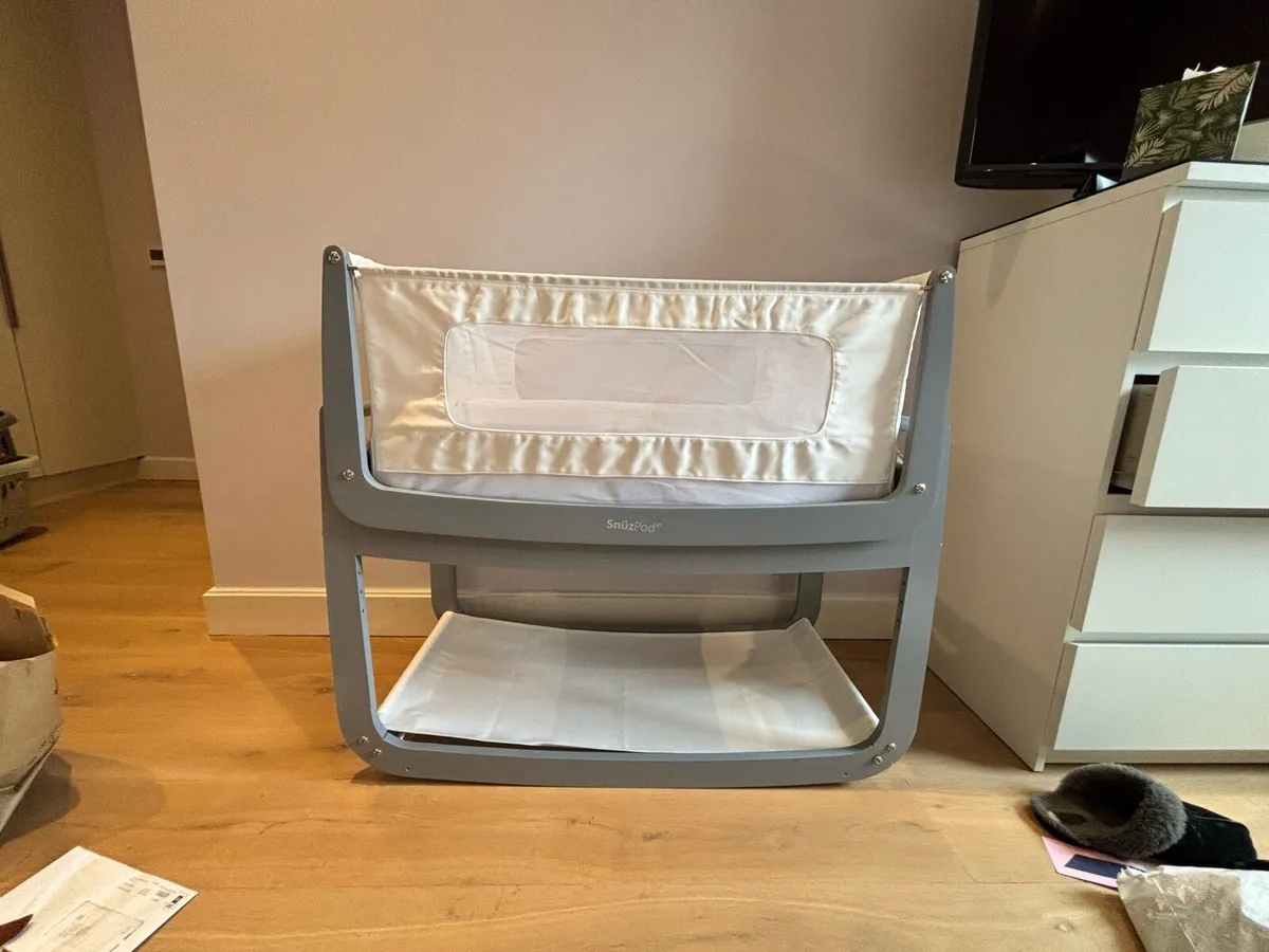 Snuz Pod co sleeper - Image 1