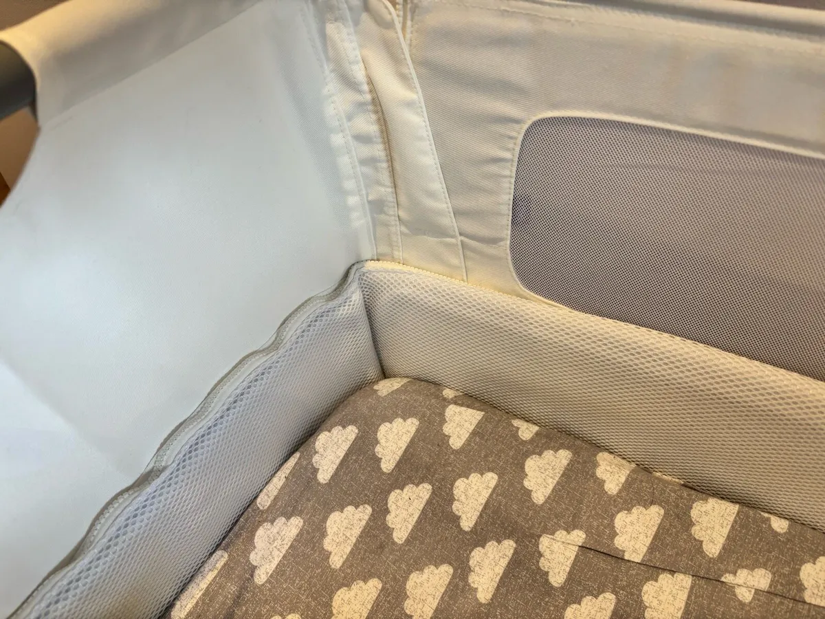 Snuz Pod co sleeper - Image 2