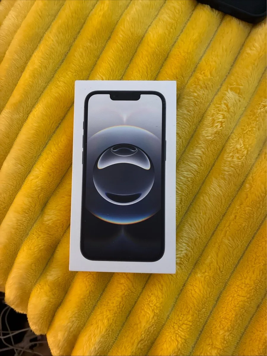 iPhone 16e - Image 1