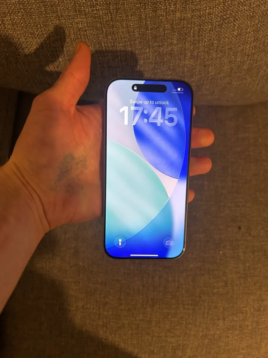 Iphone 16 pro desert titanium 128gb unlocked 91% - Image 2