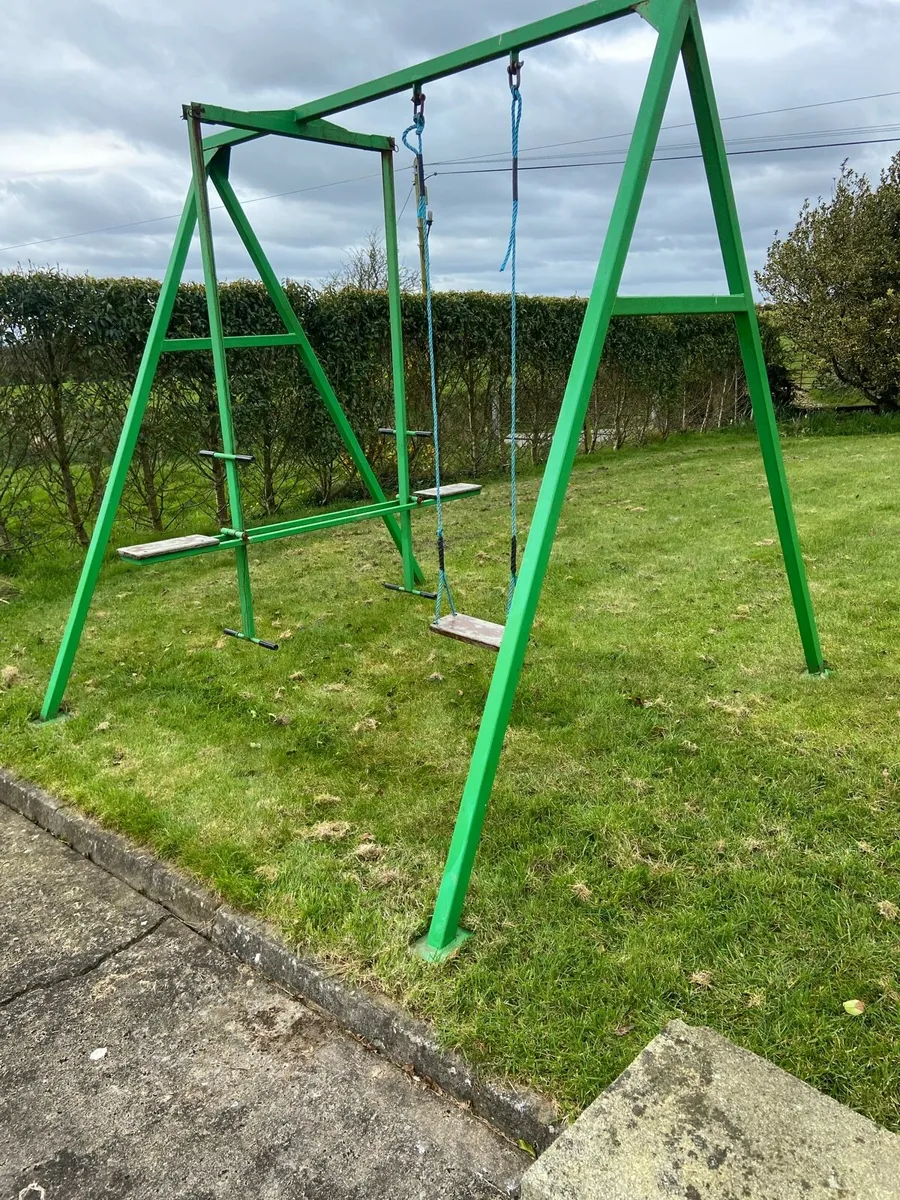 Child’s swing - Image 3
