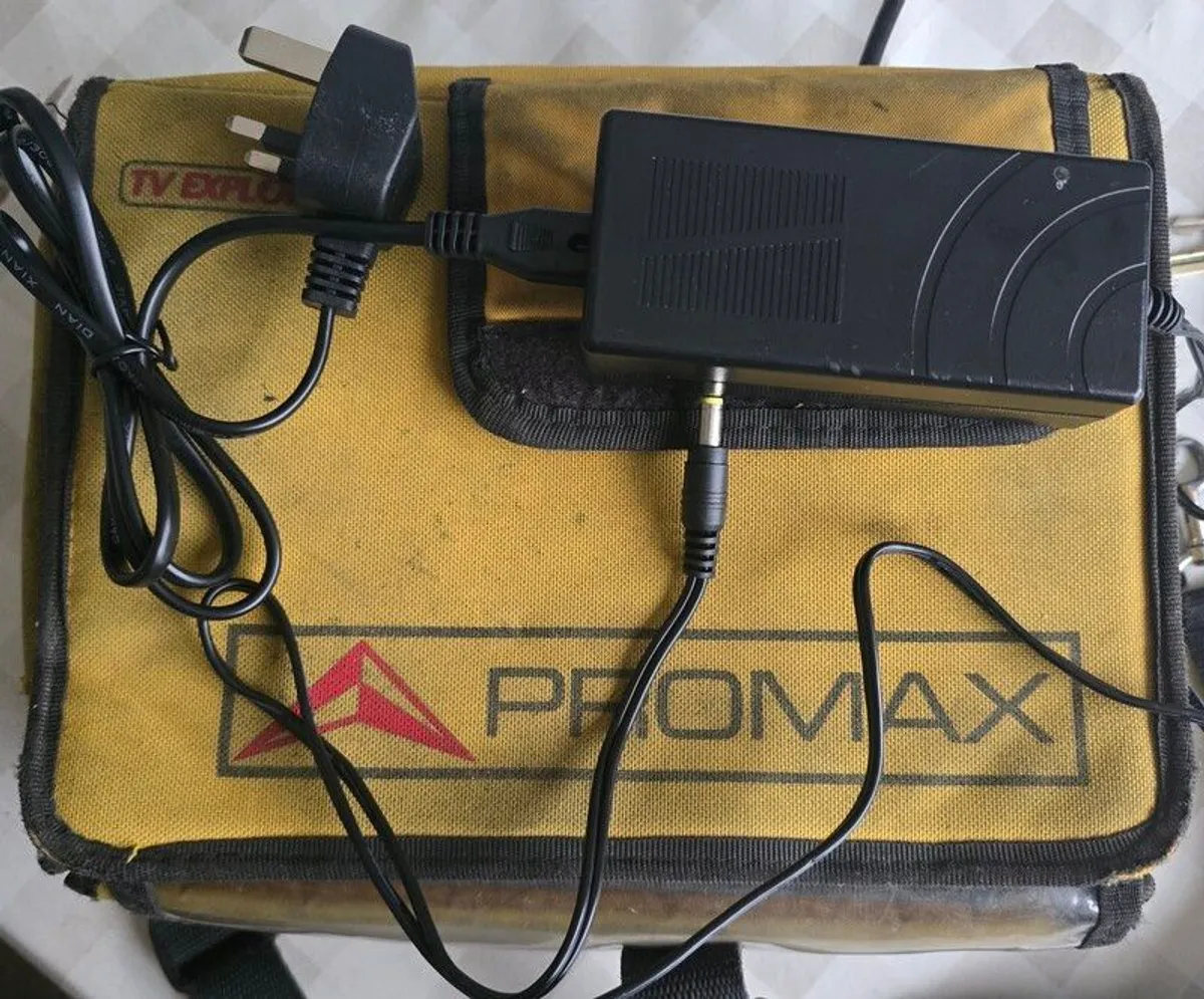 Promax TV Explorer 2 Terestial/Satellite meter - Image 1