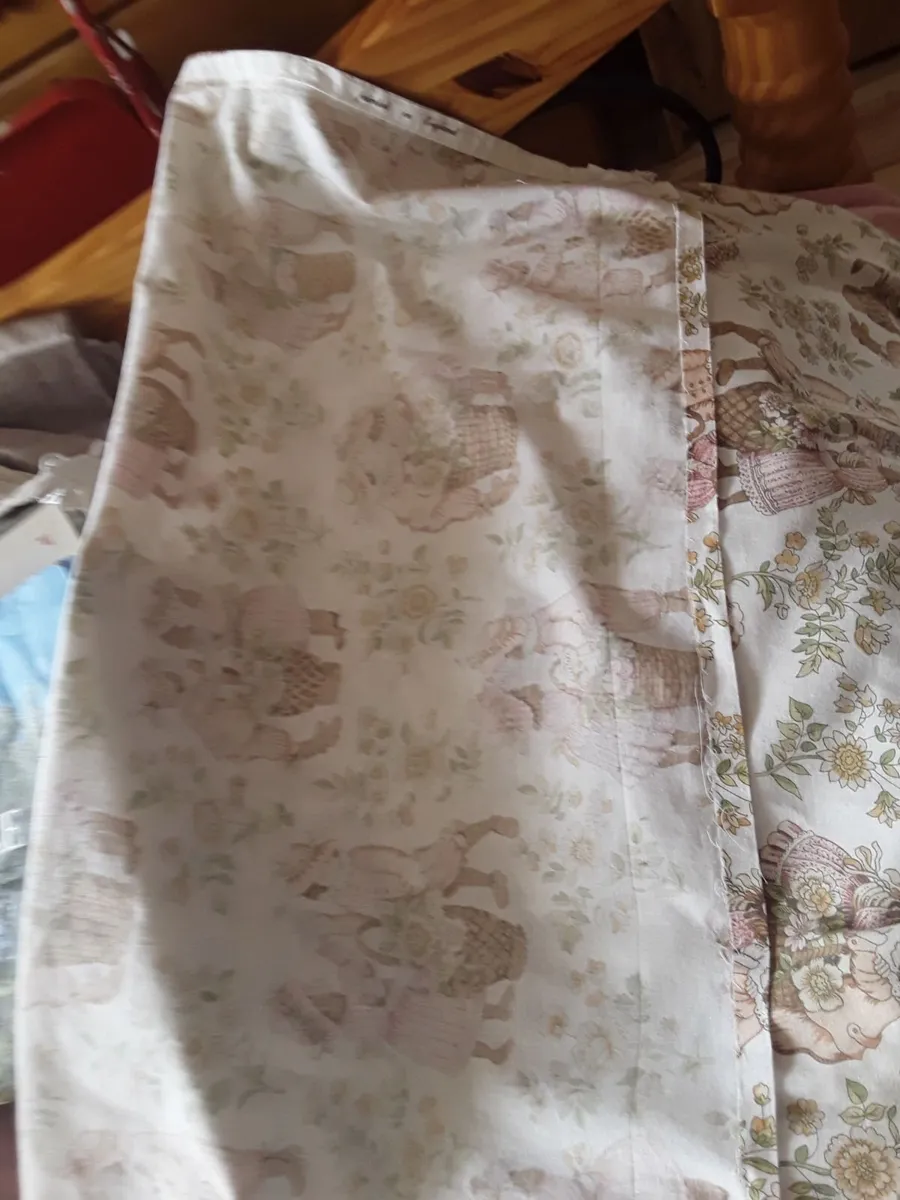 Old vintage lightweight curtains - Image 2