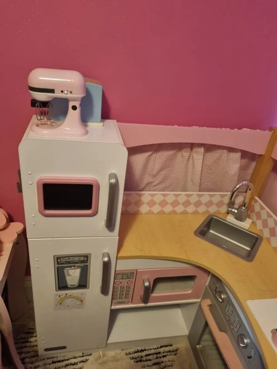 Kids Play Kitchen - Image 2