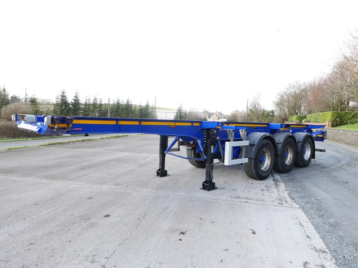 2022 Dennison Sliding Skeletal 3 Axle T2-01966 - Image 3