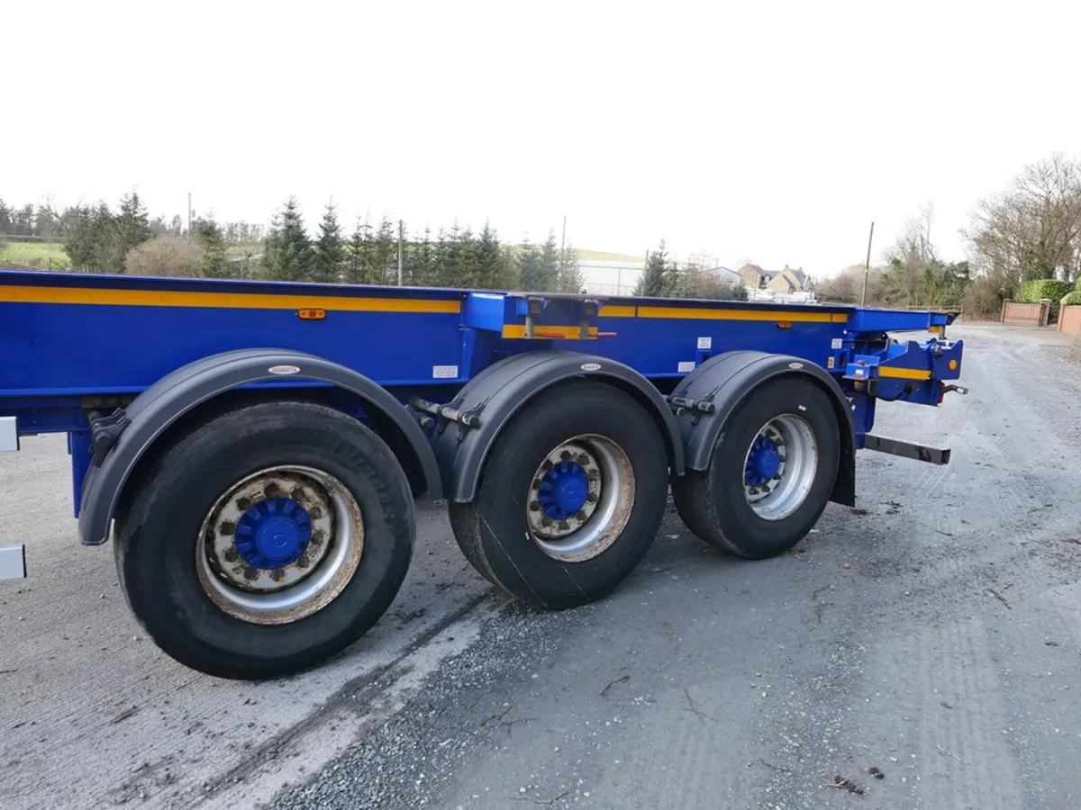 2022 Dennison Sliding Skeletal 3 Axle T2-01966 - Image 4