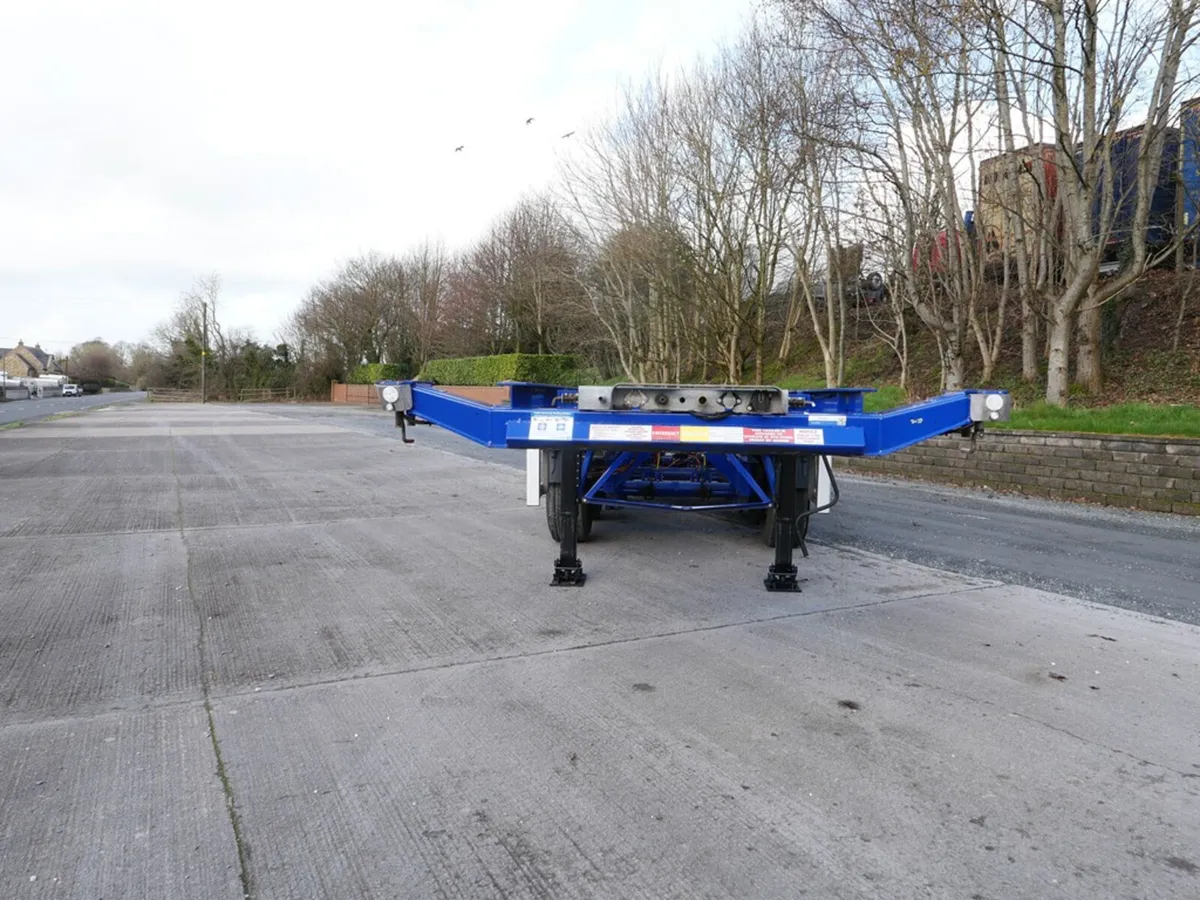 2022 Dennison Sliding Skeletal 3 Axle T2-01966 - Image 2