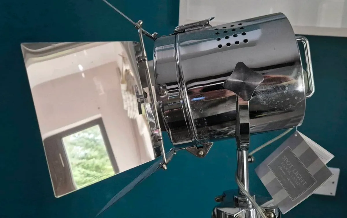 Floor standing light, brand new, never used - Image 3