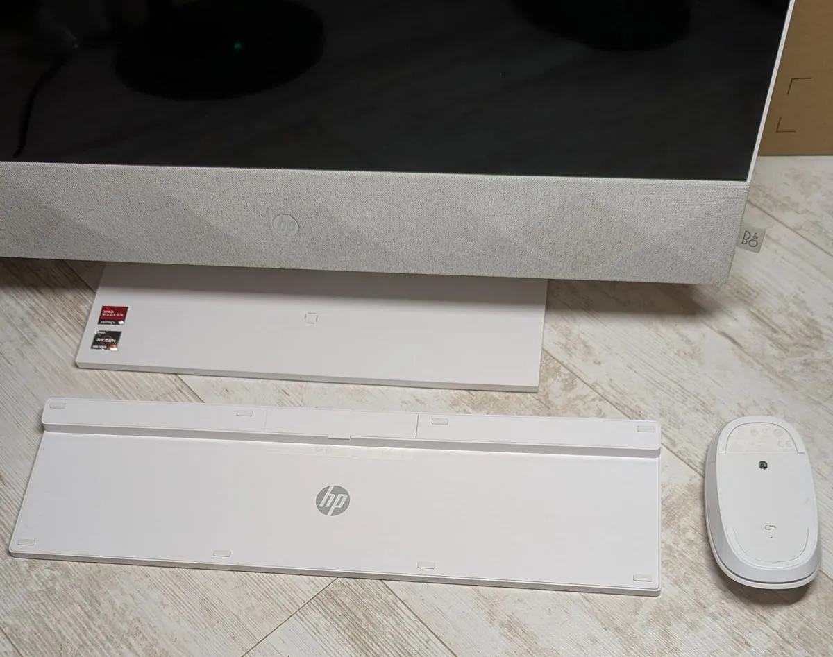 All-in-one PC - Image 2