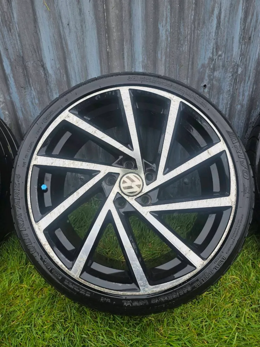Alloy wheels - Image 2