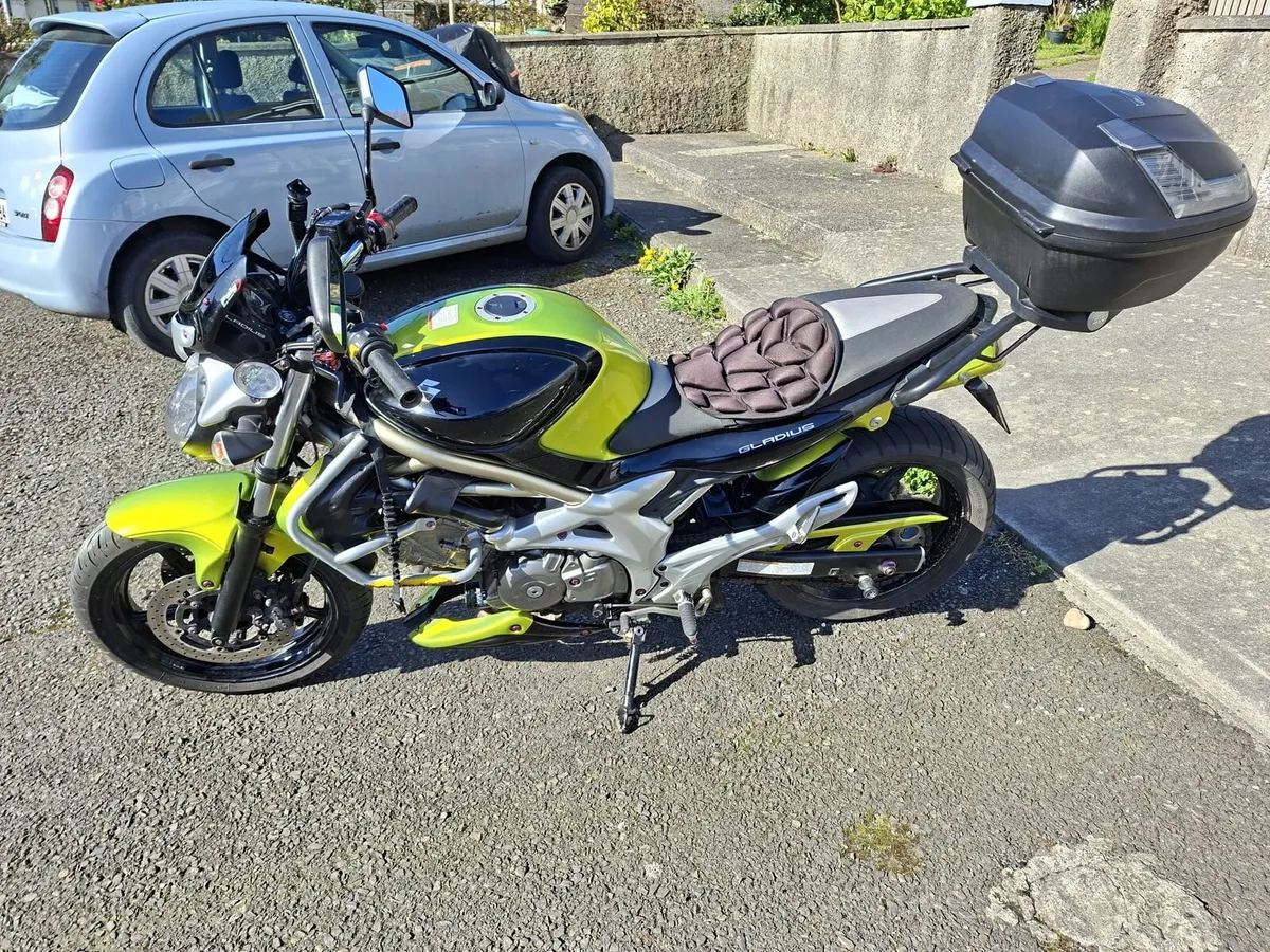 Suzuki Gladius - Image 1