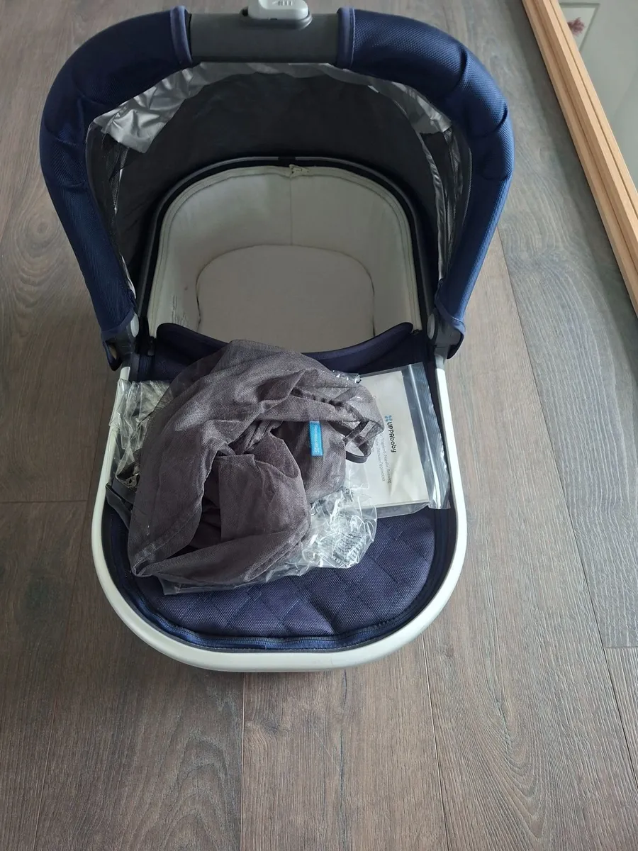 Uppababy Bassinet - Image 2