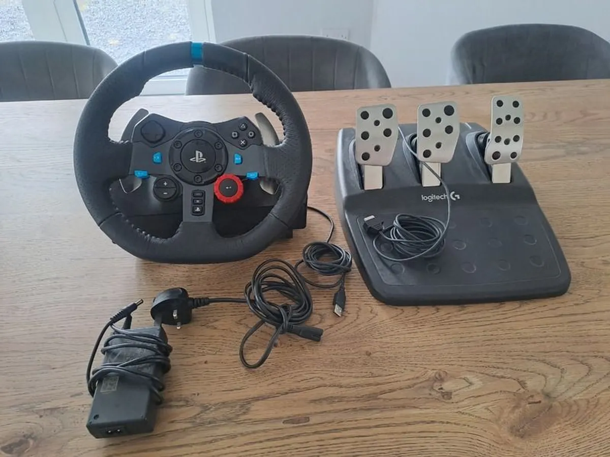 Logitech g29 steering wheel and pedals - Image 4