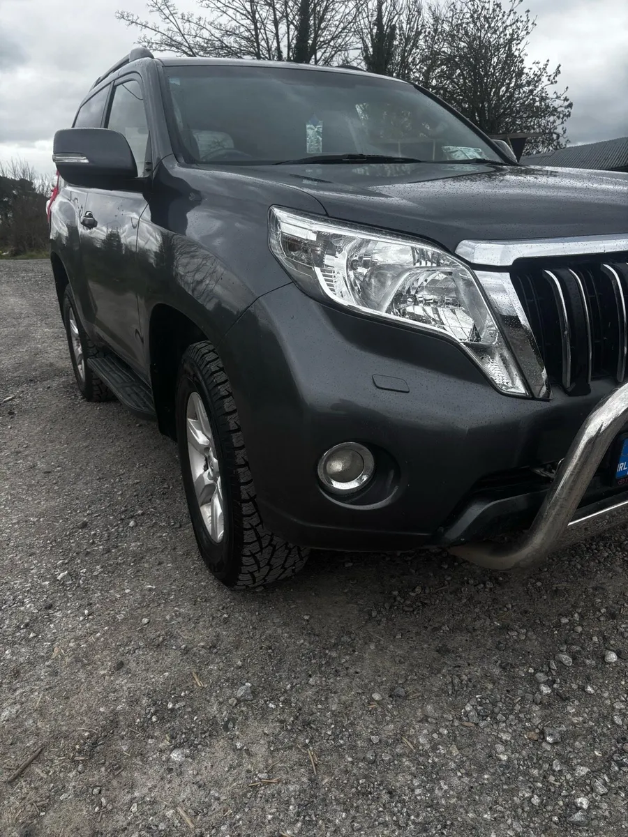 2017 Landcruiser - Image 4