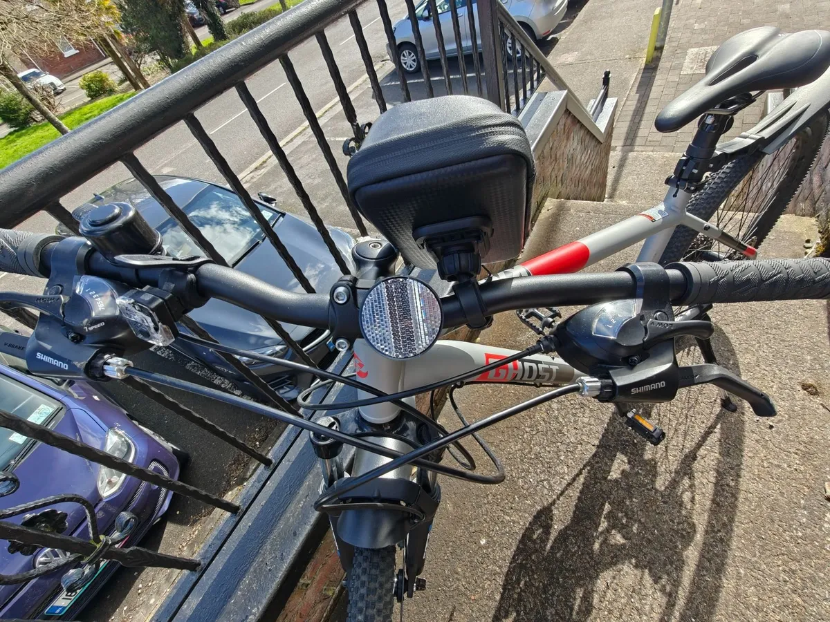 Bicycle in great condition  for sale - Image 4