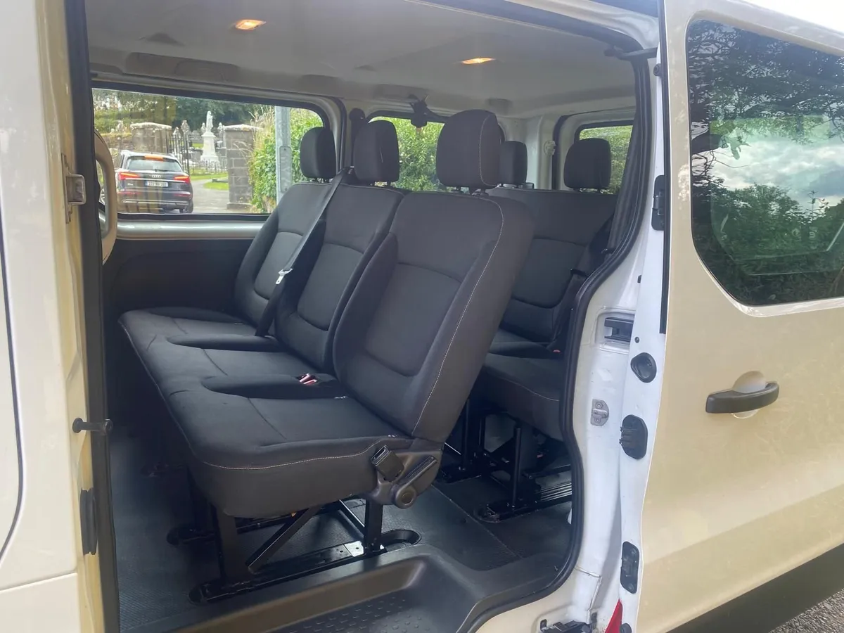 Renault Trafic 2017 - Image 4