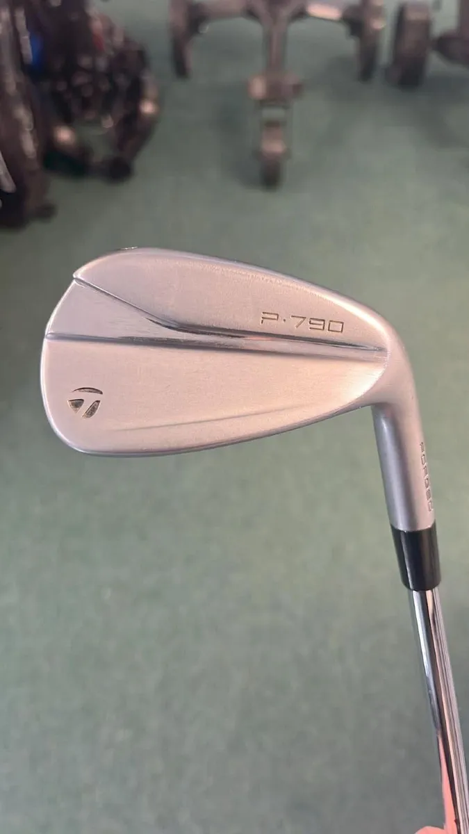 Taylormade P790 Forged 4-PW KBS Stiff €699 - Image 4
