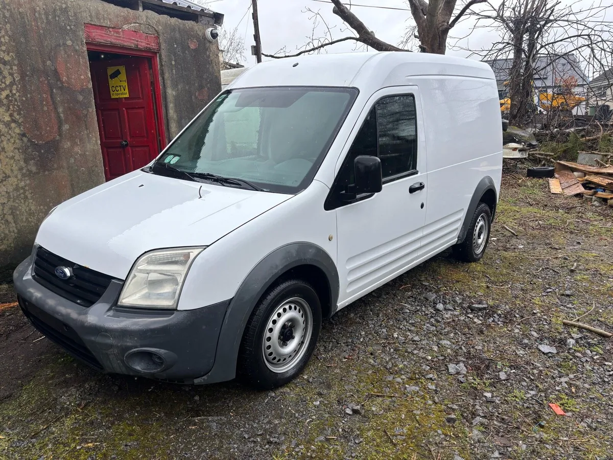 Ford Transit Connect 110 T230 LHD - Image 1