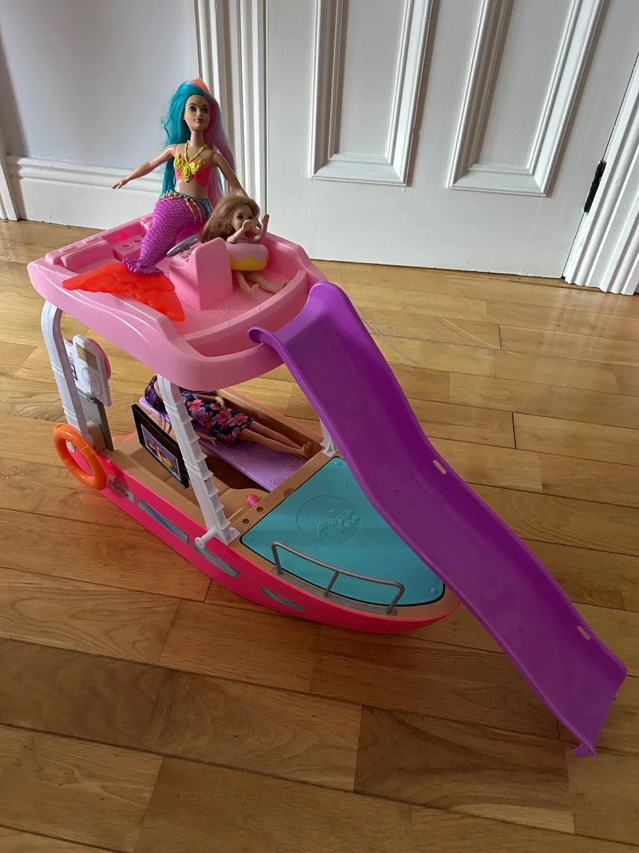 Barbie dream house with boat and aeroplane - Image 4