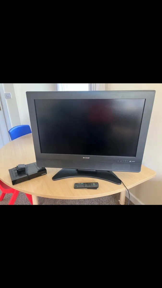 Television and saorview box - Image 3