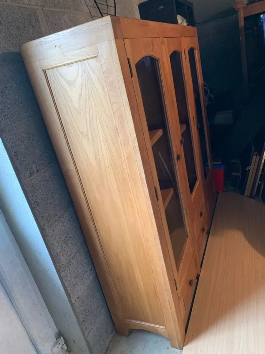 Elegant Handmade Oak Display Cabinet - Image 2