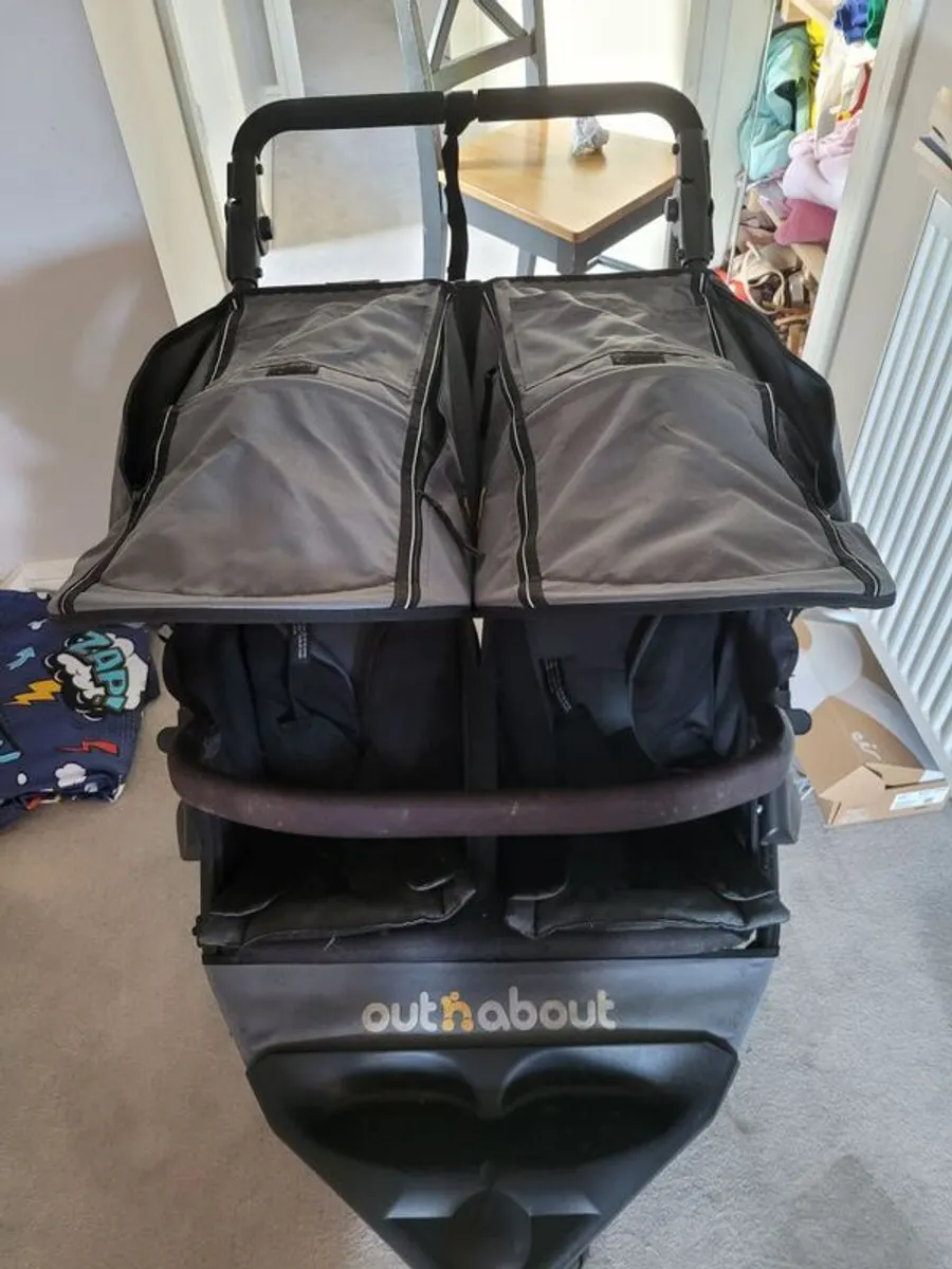 out n'about double buggy - great condition - Image 1