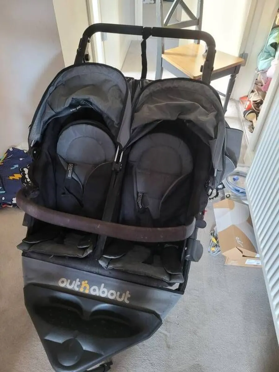 out n'about double buggy - great condition - Image 3