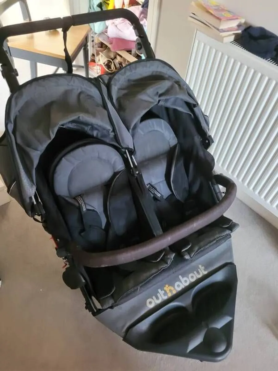 out n'about double buggy - great condition - Image 4