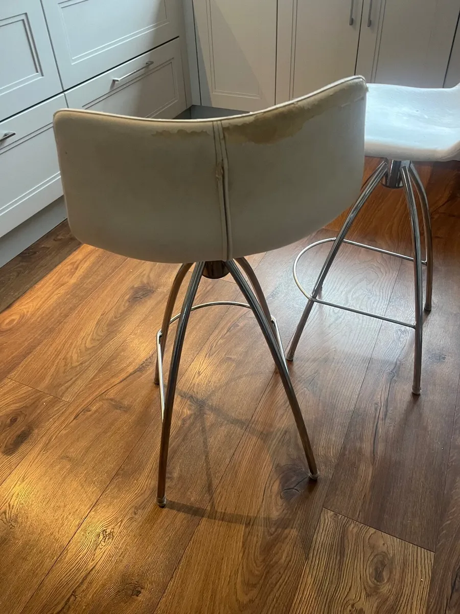 Island bar  stools - Image 3