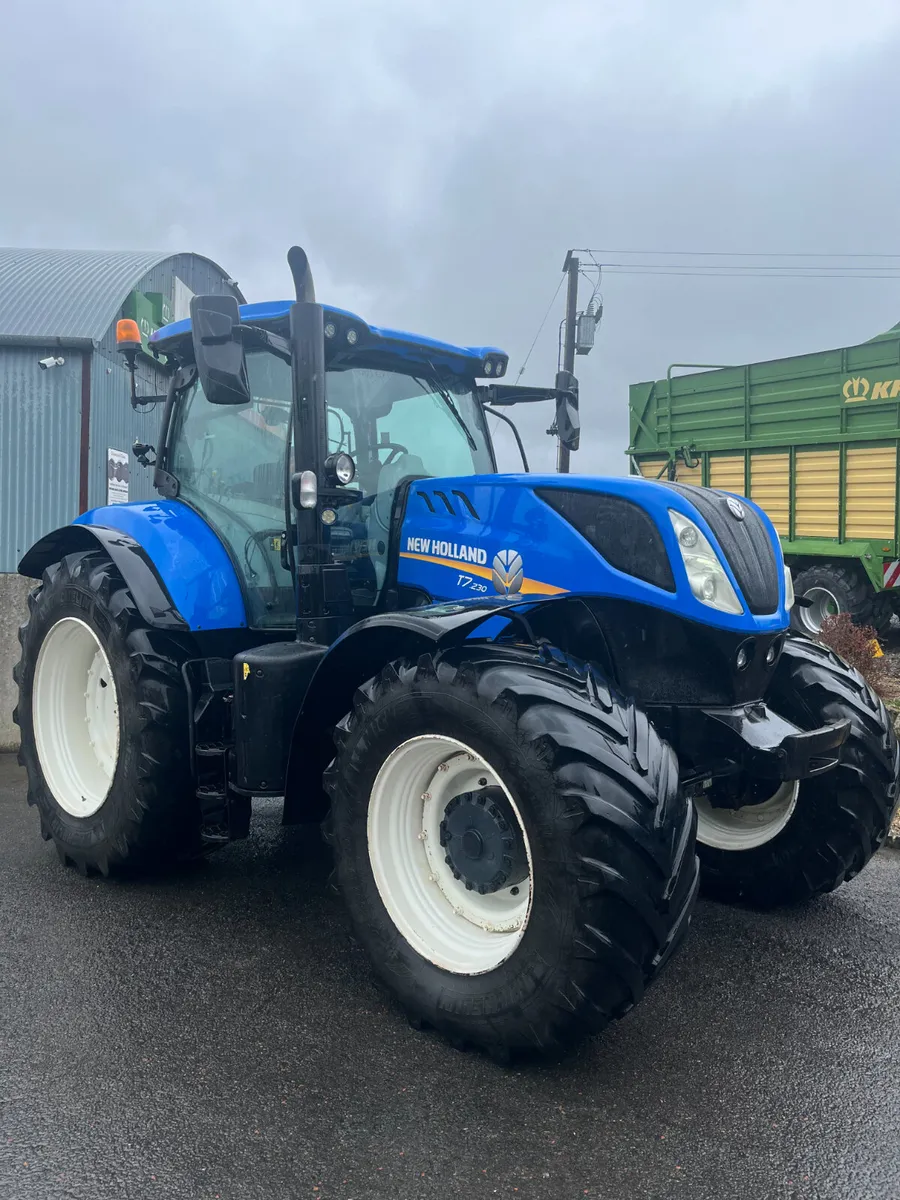 New Holland T7.230 - Image 3