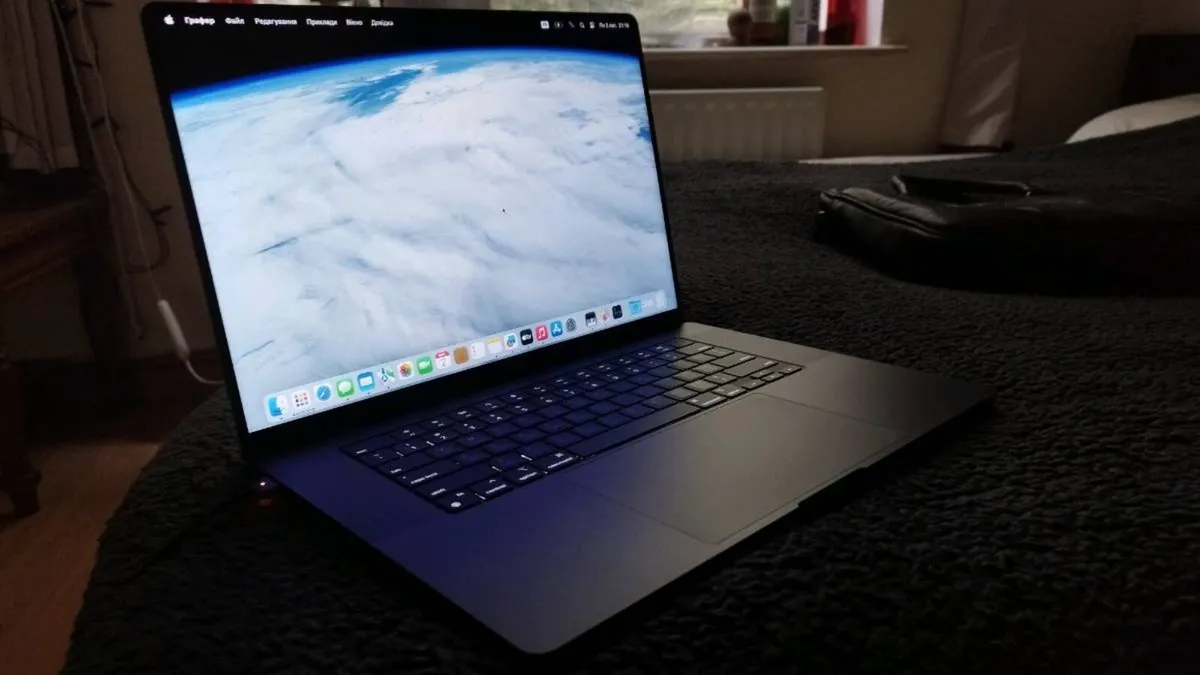 MacBook Pro M3 Pro 16" - Image 4