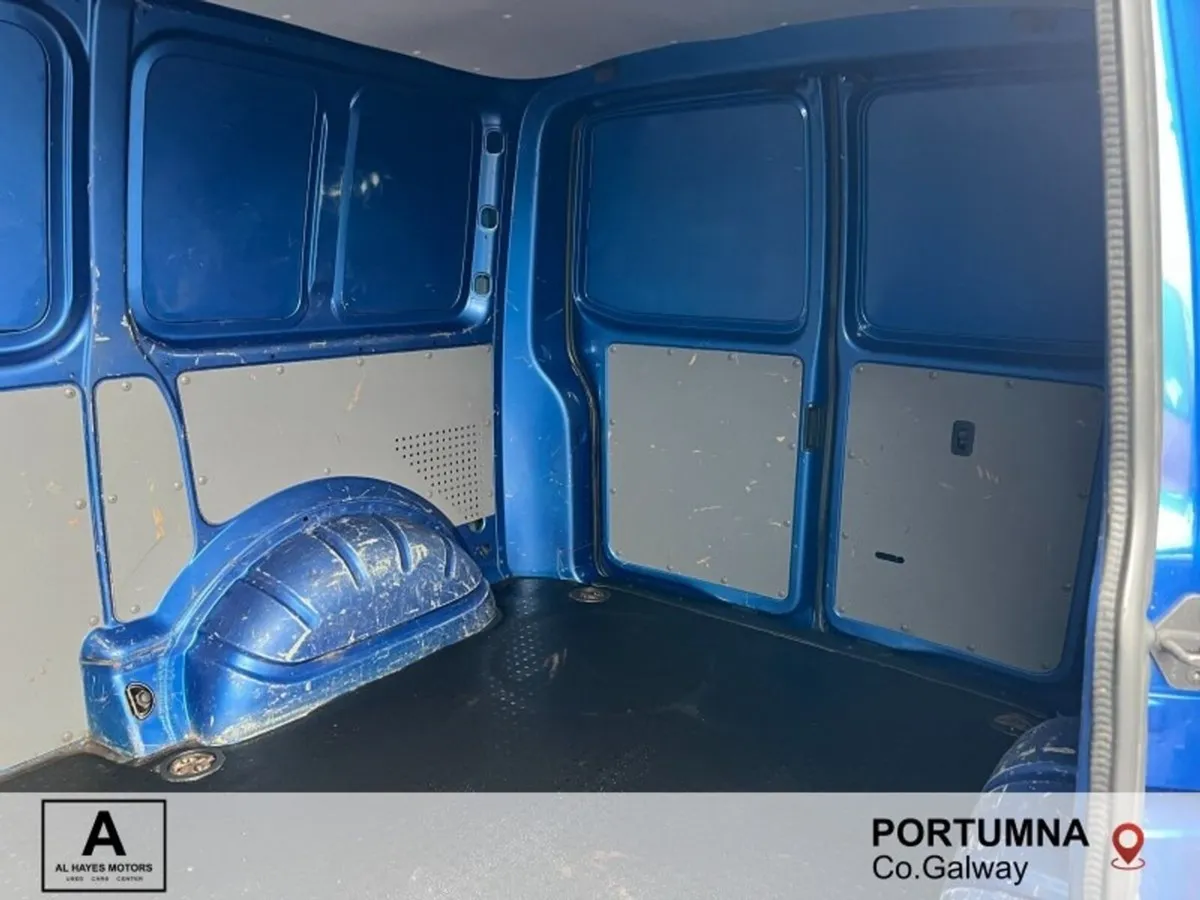 Volkswagen Transporter 28 PVS T TDI 110BHP *NO VAT - Image 4