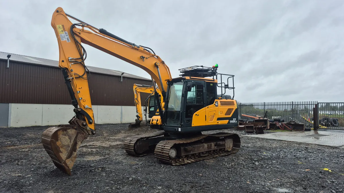 2021 Hyundi HX140LC - Image 2