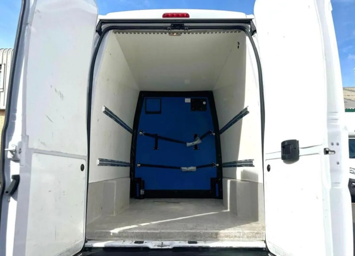 2023 Peugeot Boxer Refrigerated Van - Image 2