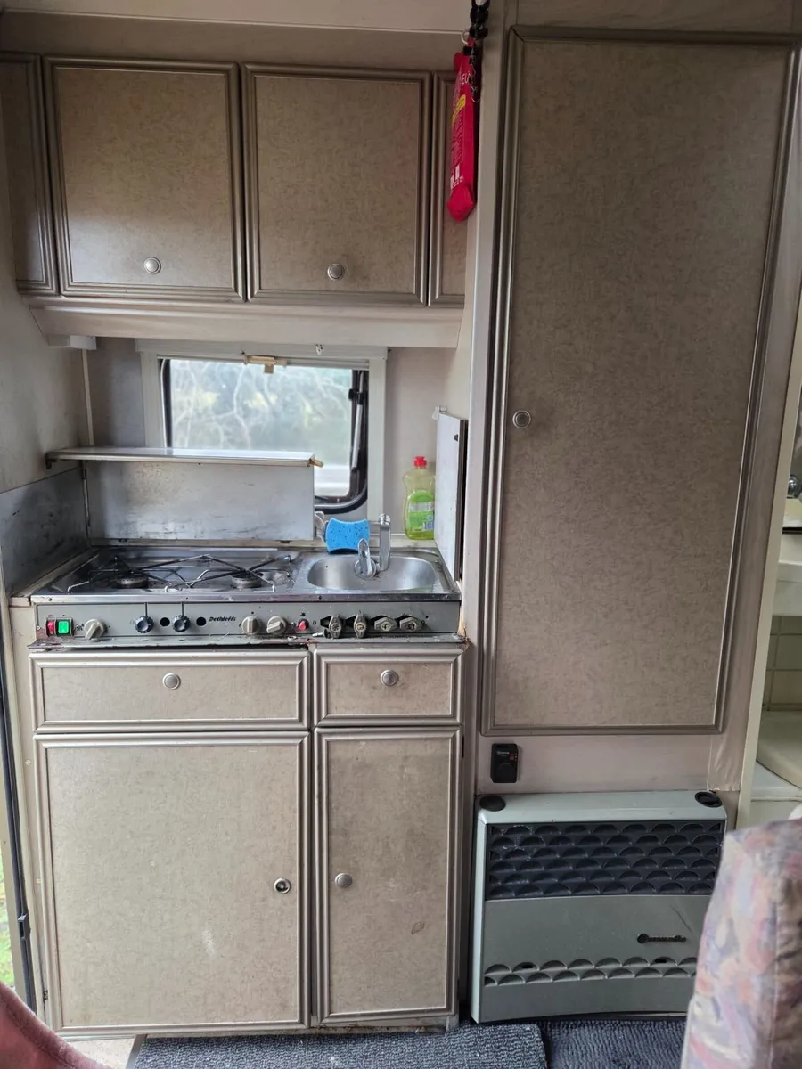Motorhome - Image 3