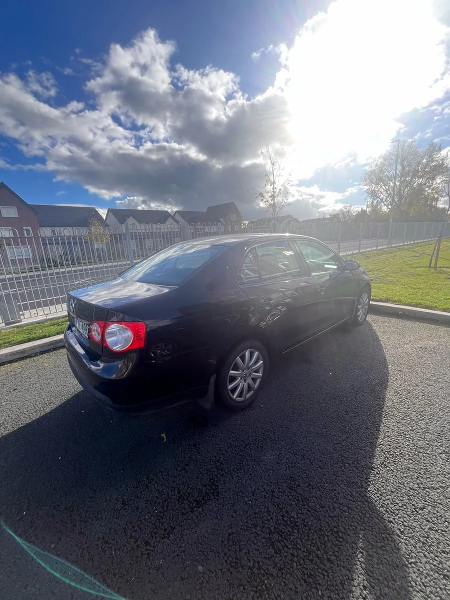 VOLKSWAGEN JETTA 1.6L TO TAKE FOR BREAKING/PARTS - Image 1