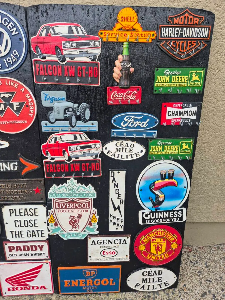 Cast iron  sign - Image 4