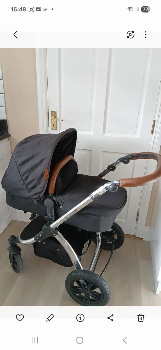 Pram - Image 1