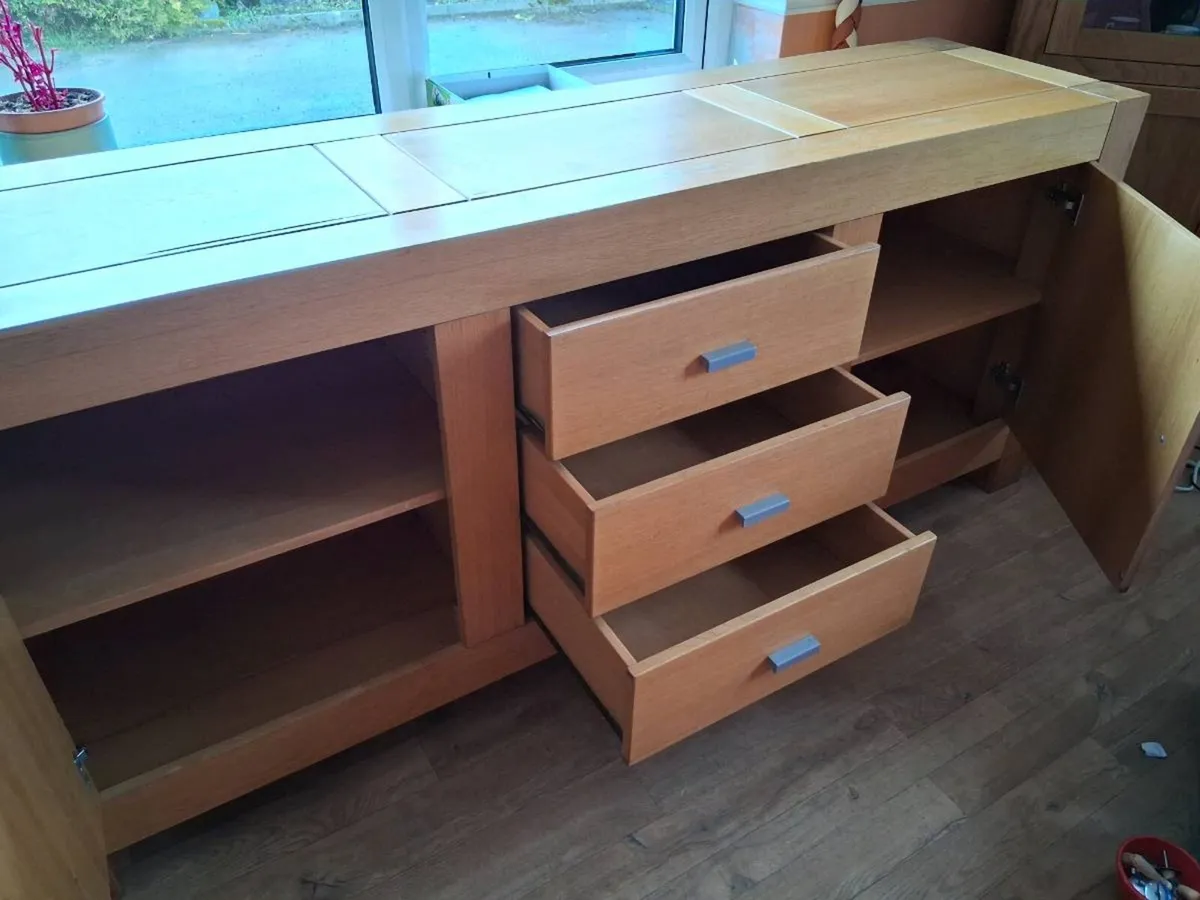 Side board - Image 3