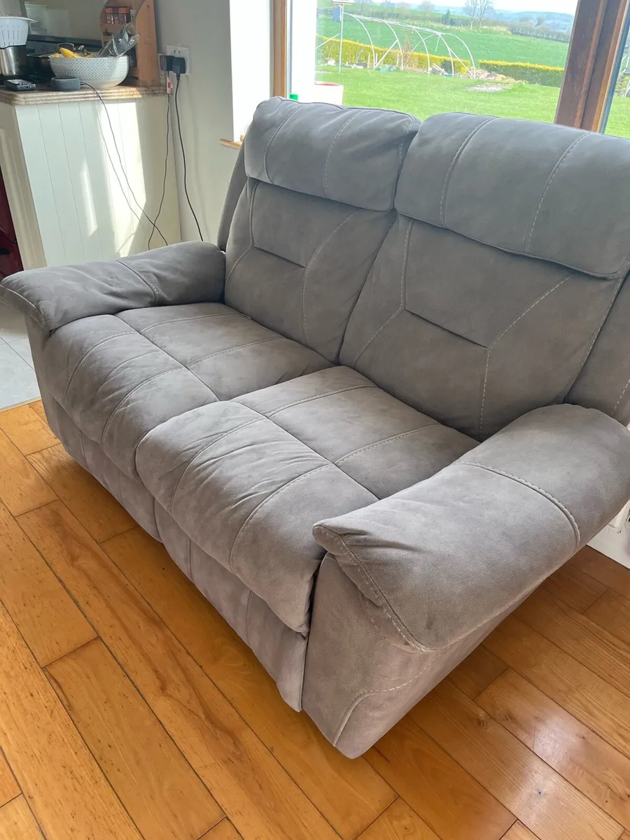 Two seater coach - Image 2