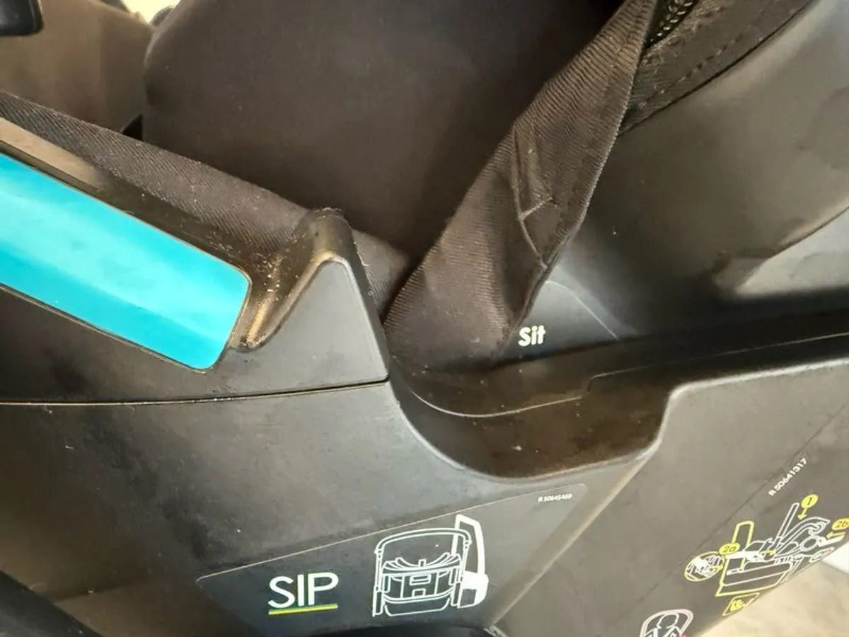 Doona X Car Seat & Stroller - Image 3