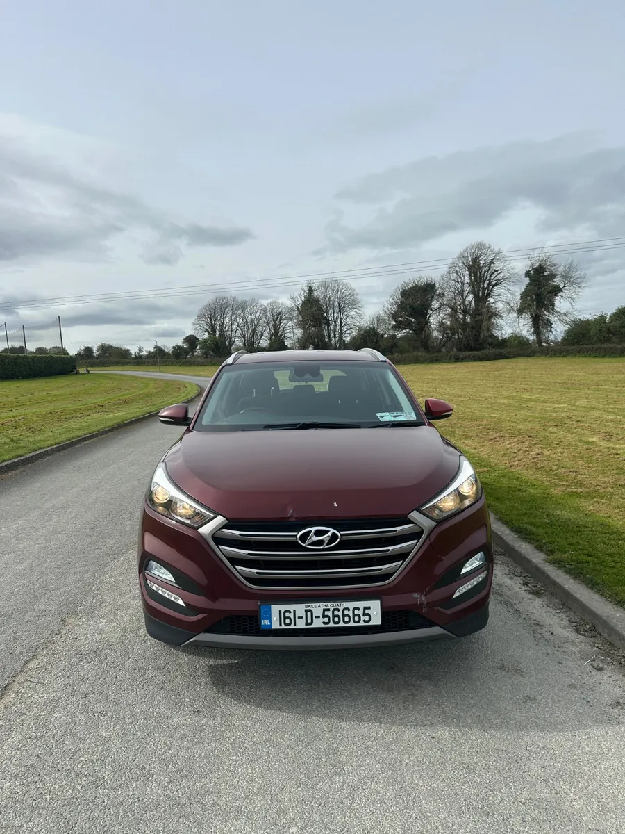 Hyundai Tucson  2016 TAX/DOE 08/26 - Image 2